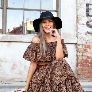 Meet your Posher, Brooke